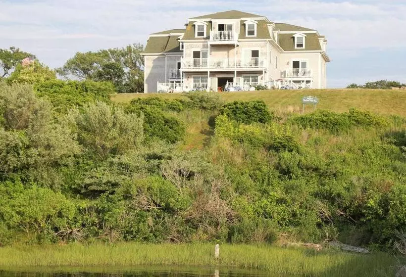 Retkeilymaja Payne's Harbor View Inn