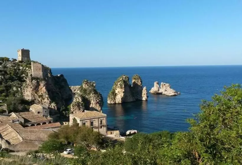 تختخواب و صبحانه In Sicilia Da Ciro