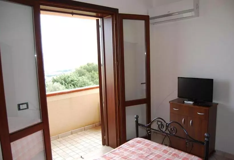 تختخواب و صبحانه In Sicilia Da Ciro