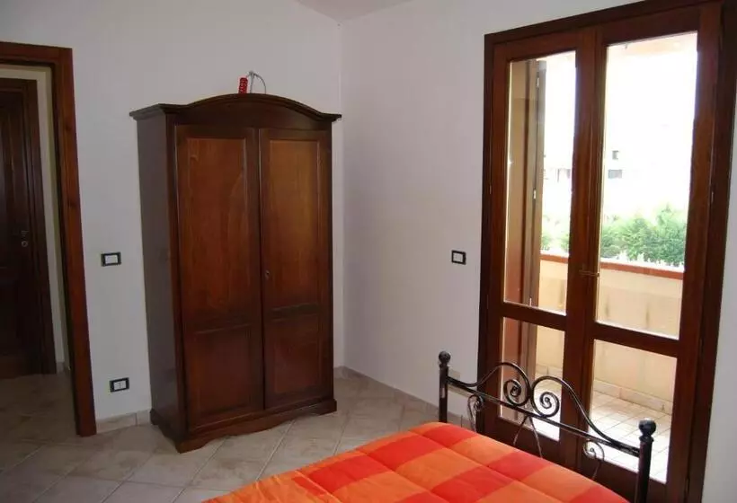 تختخواب و صبحانه In Sicilia Da Ciro