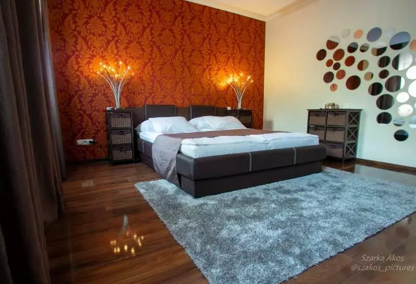 ベッドアンドブレックファースト Pollushof Panzió és étterem