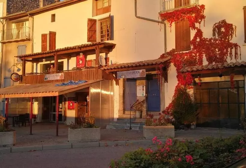 Hotelli Auberge Roman