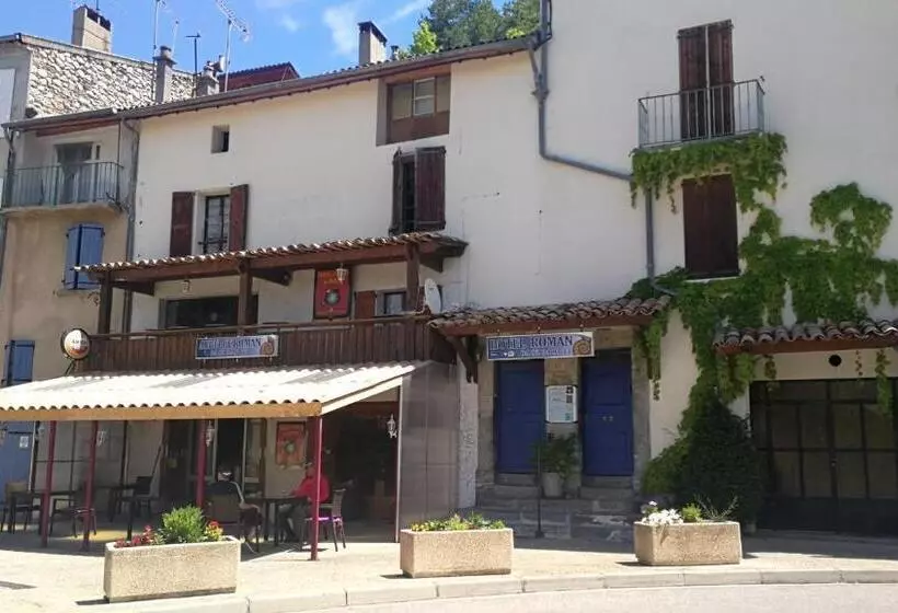 Hotelli Auberge Roman