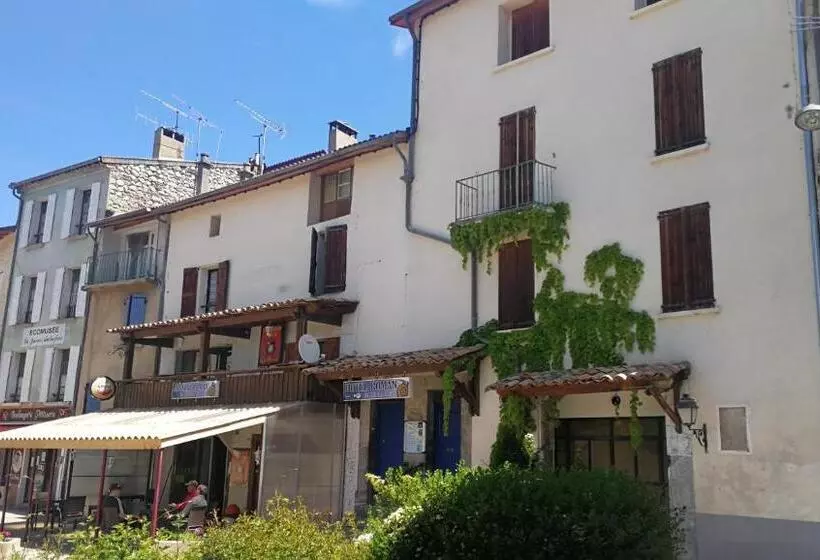 Hotelli Auberge Roman