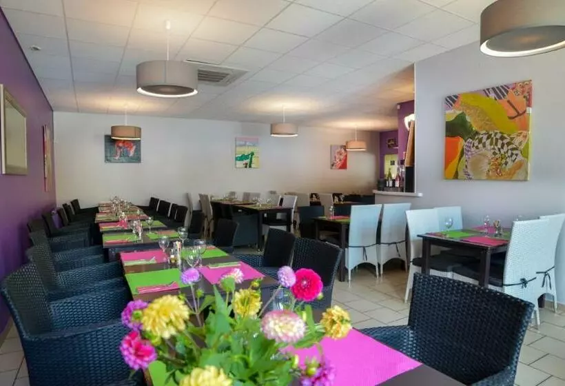 ホテル Brasserie Michel / Cesar