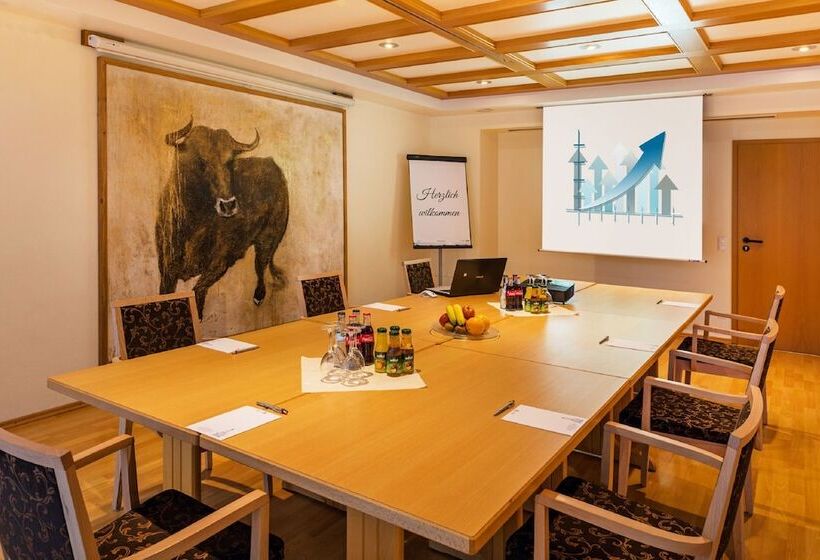 Gasthof Hotel Zum Ochsen Gmbh