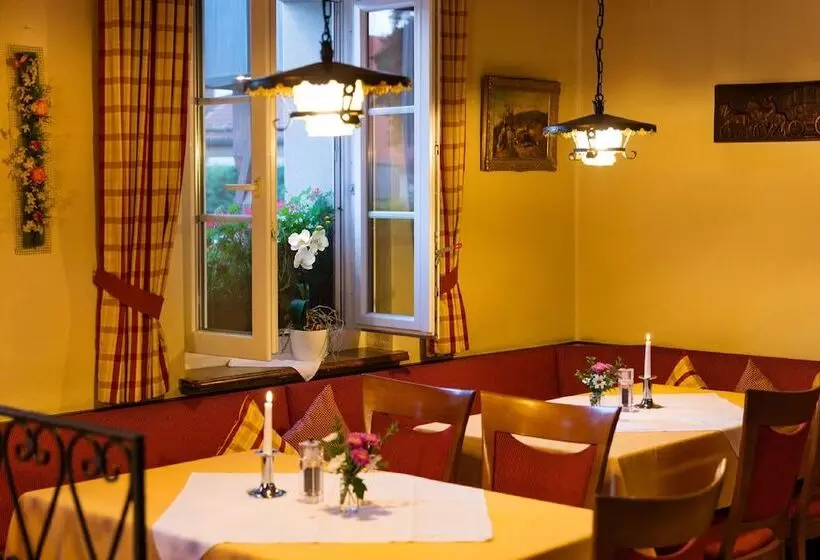 Gasthof   Hotel Zum Ochsen Gmbh