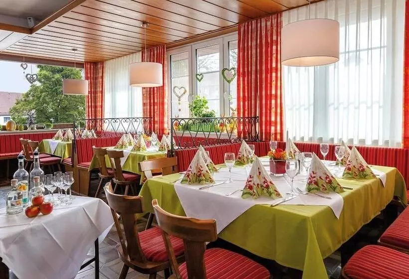 Gasthof   Hotel Zum Ochsen Gmbh