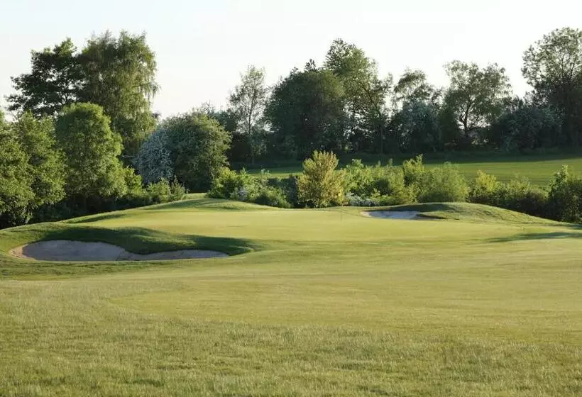 Hotelli Golf De Pierpont