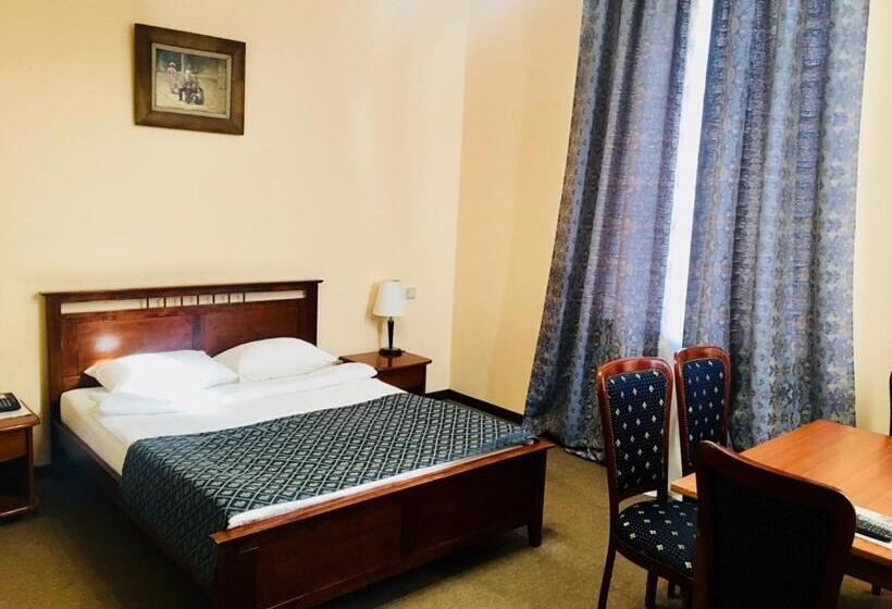 فندق Koncha Zaspa Park