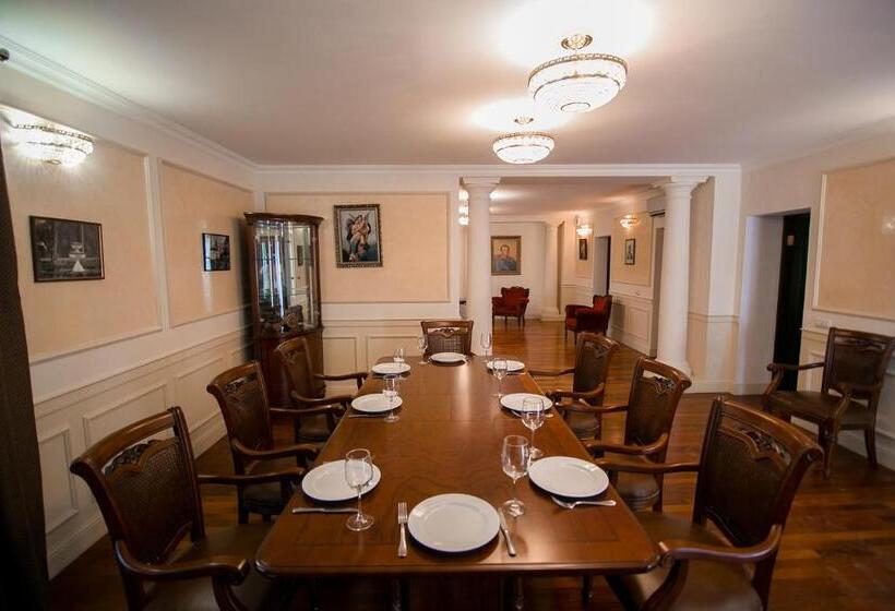 فندق Koncha Zaspa Park