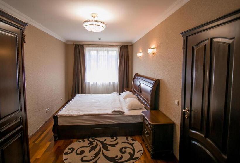 فندق Koncha Zaspa Park