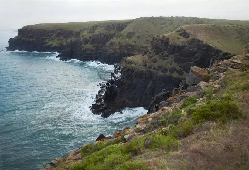 Hotelli Mitford Self Catering Apartments In Morgan Bay