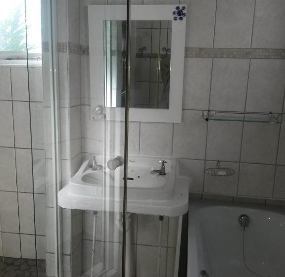 Hotel Mitford Self Catering Apartments In Morgan Bay