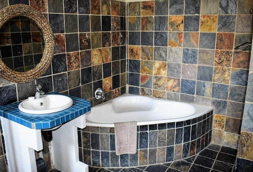 Hotel Mitford Self Catering Apartments In Morgan Bay