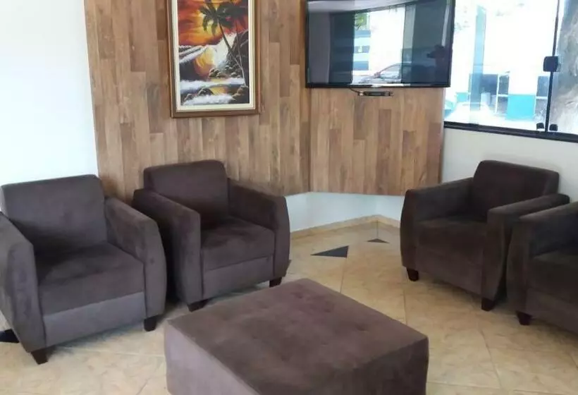 Hotelli Nápoli