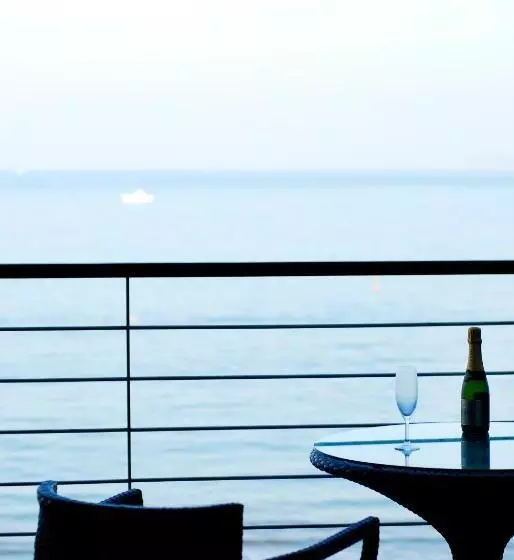 Hotelli Scapes The Suite