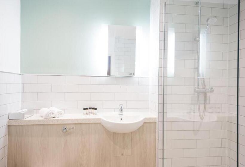 호텔 The Beach Arms By Innkeeper S Collection