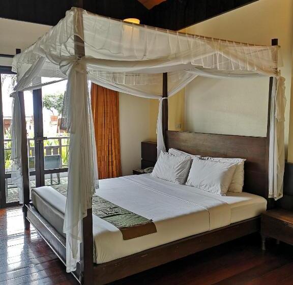 Kao Tao Villa Beach Resort