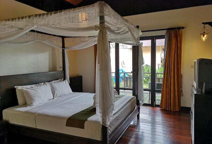 Kao Tao Villa Beach Resort