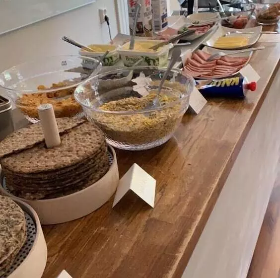 Mellanfjardens Pensionat