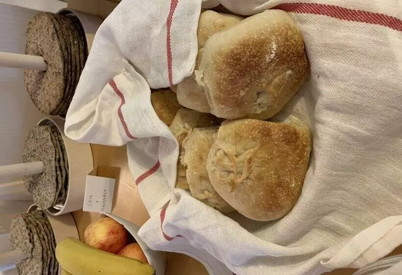 Mellanfjardens Pensionat