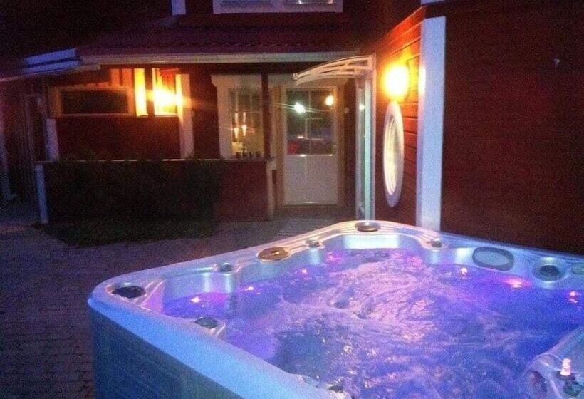 Mellanfjardens Pensionat