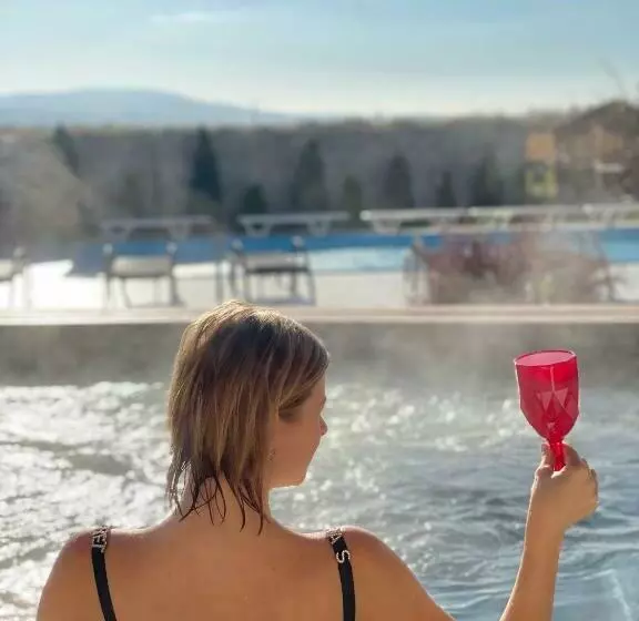 Majatalo Art Boutique Chalet