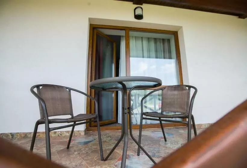 Majatalo Art Boutique Chalet