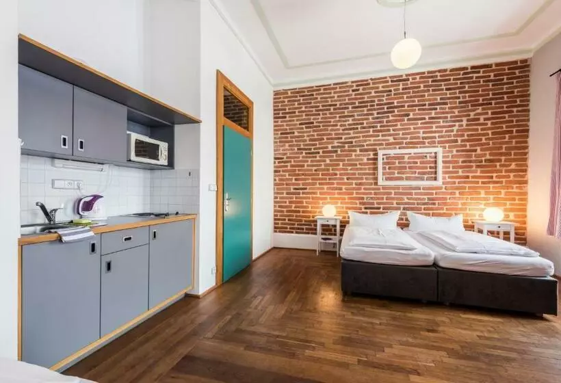 ペンション Holidaypark Mlázovy