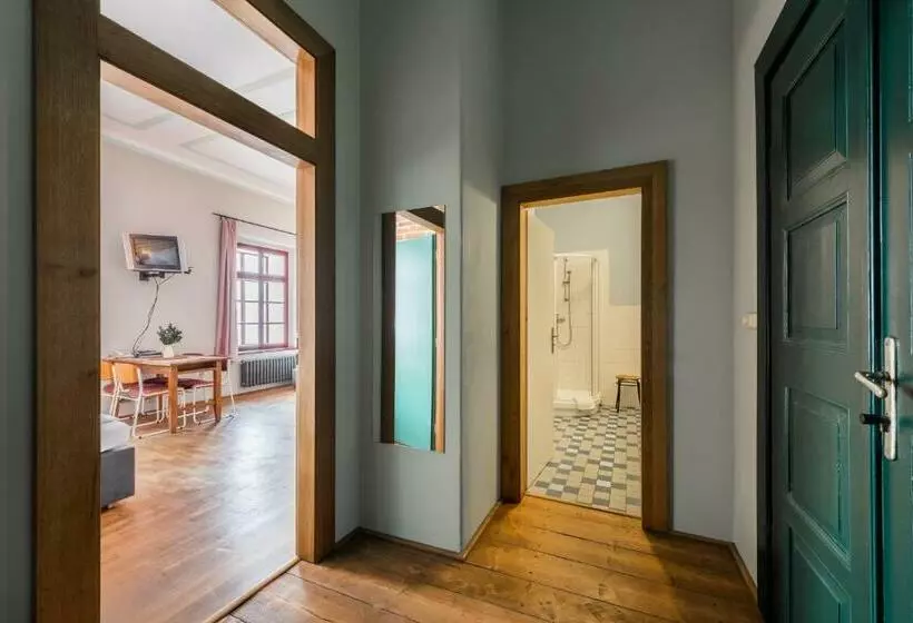 ペンション Holidaypark Mlázovy