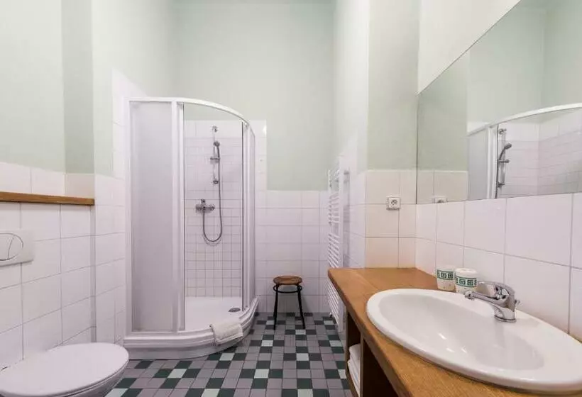 ペンション Holidaypark Mlázovy