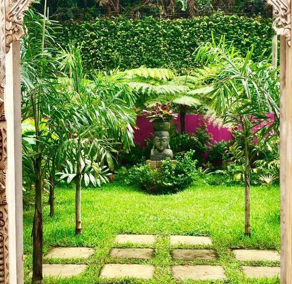 Пансион Nakai Beach Homestay