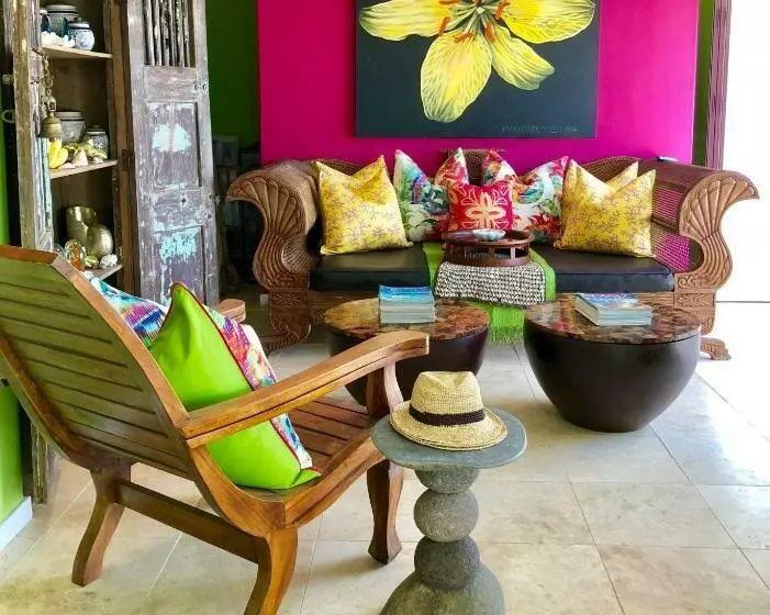 Majatalo Nakai Beach Homestay