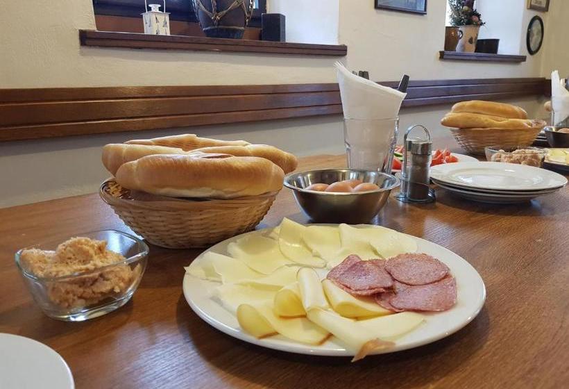 펜션 Penzion   Restaurant Sportturia