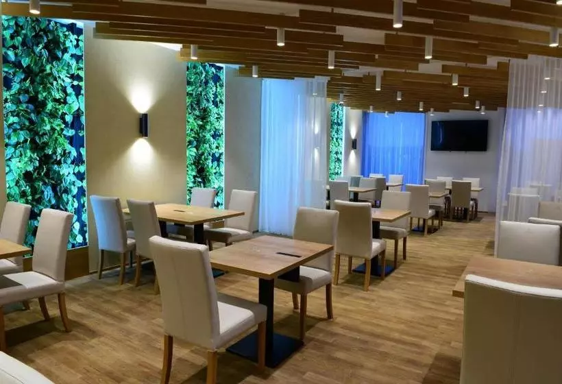 Majatalo Penzion Zahradní