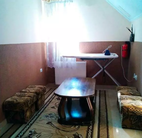 Majatalo Sadiba Lisova Pisnia