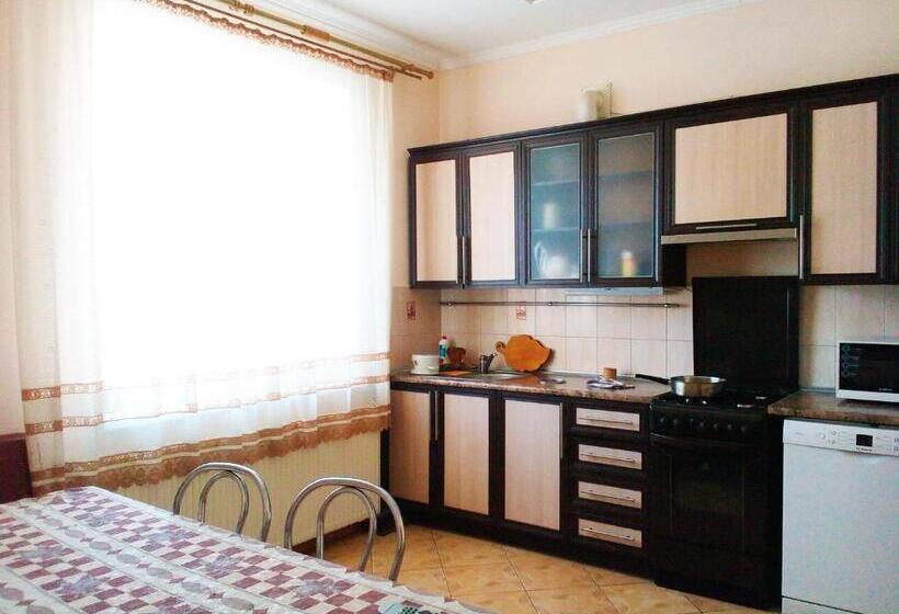 Пансион Sadiba Lisova Pisnia