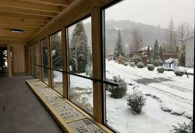 Lomakeskus Spa Hotel Zhyva Voda