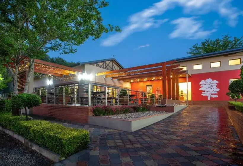 Aamiaismajoitus (B&B) Bluegum Country Lodge