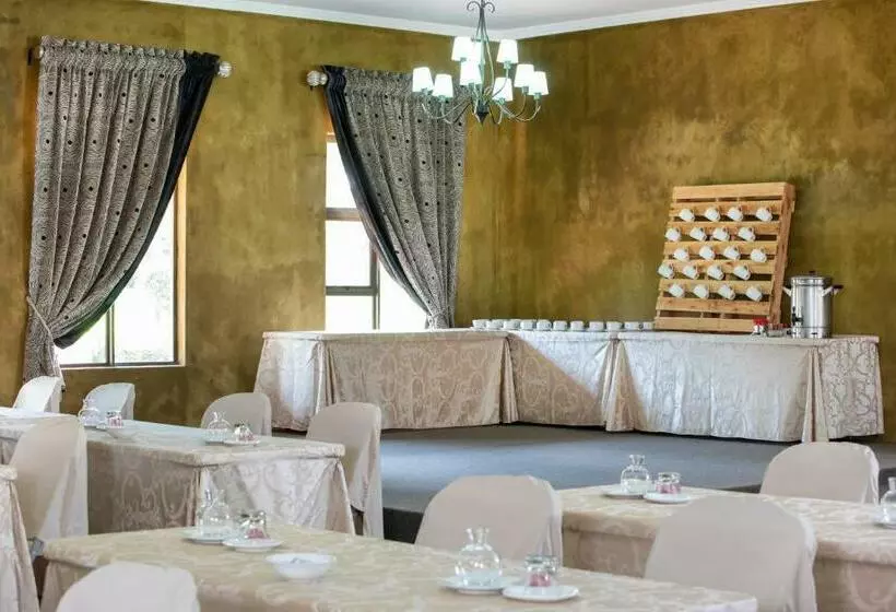 Aamiaismajoitus (B&B) Bluegum Country Lodge