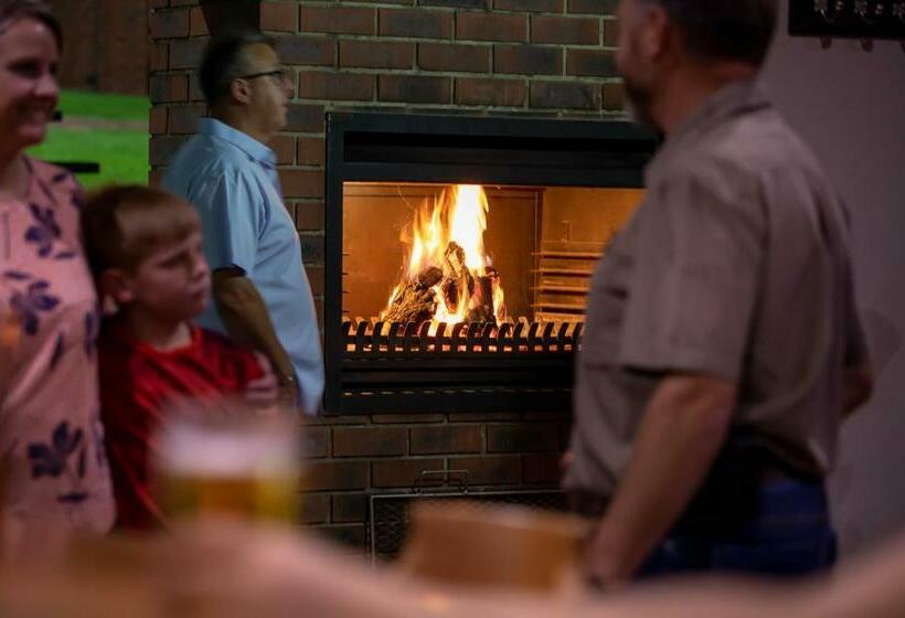 צימר Bluegum Country Lodge