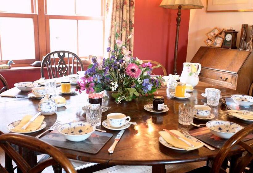 مبيت وإفطار Knockaloe Beg Farm