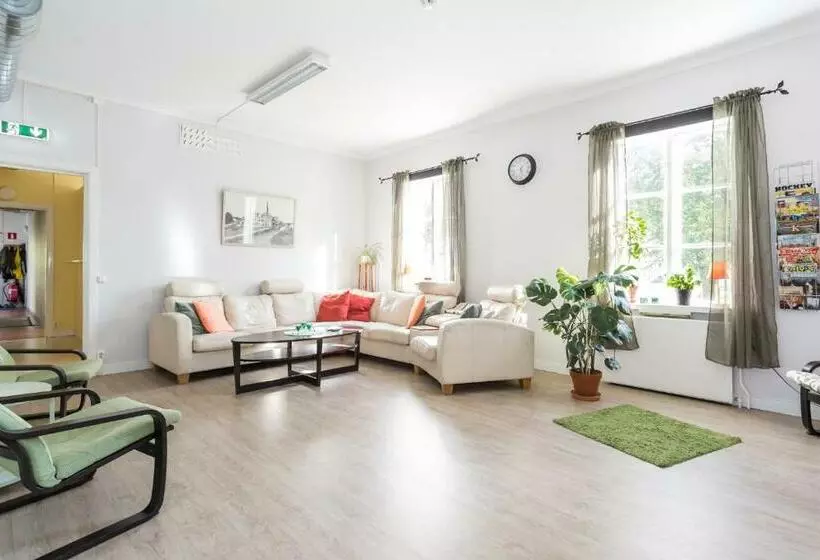 Brukshotellet Roma B&b