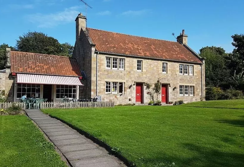 Ford Village Bed & Breakfast