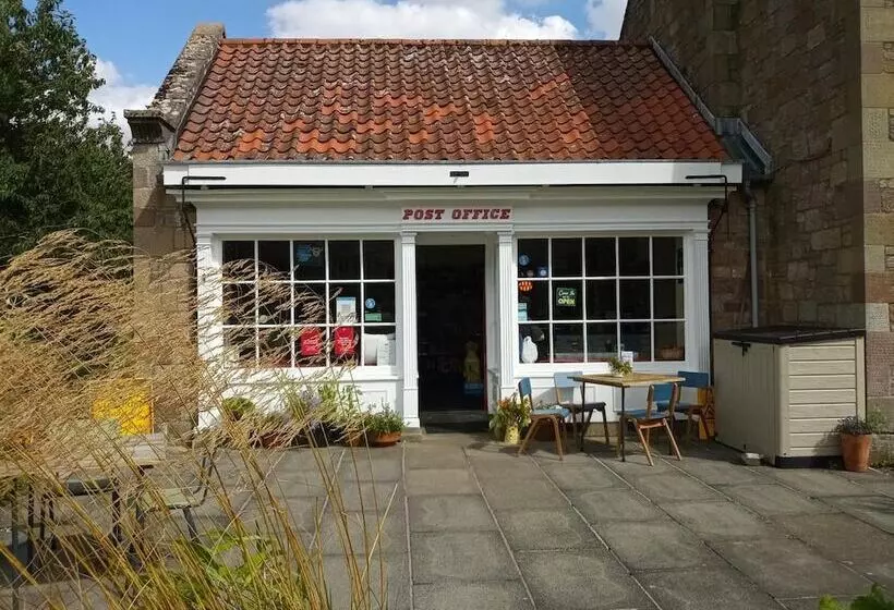 Ford Village Bed & Breakfast