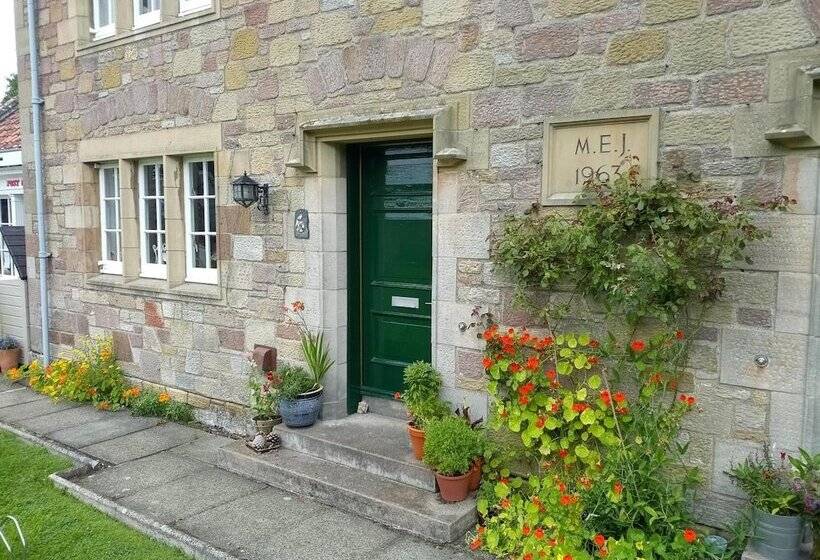 Ford Village Bed & Breakfast