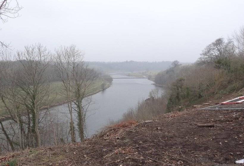 Ford Village Bed & Breakfast