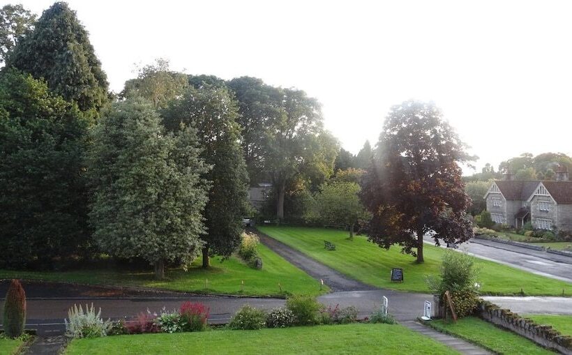 Ford Village Bed & Breakfast