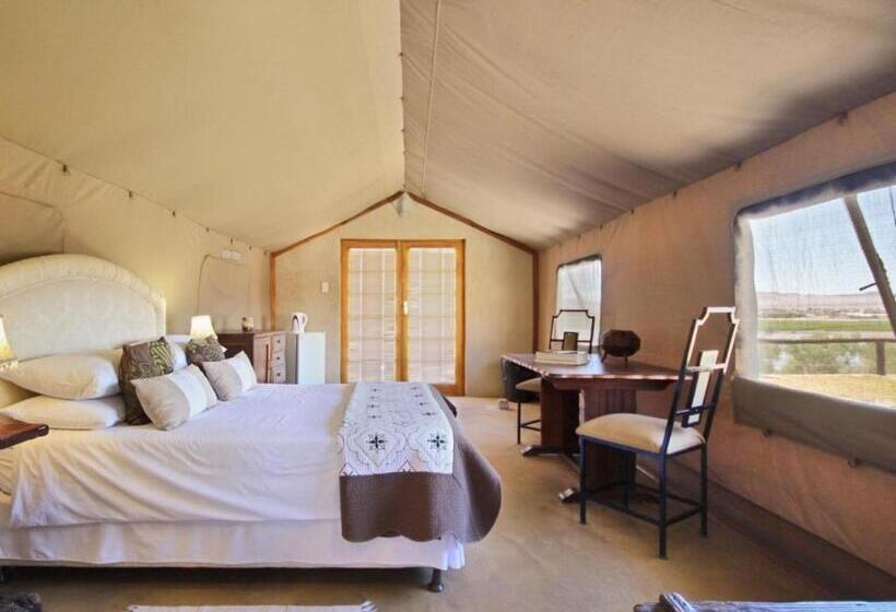 Frontier River Resort